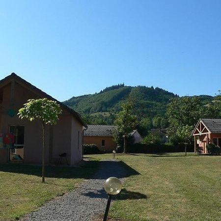 Saint-Geniez D'Olt - Residence Le Colombier Exteriör bild